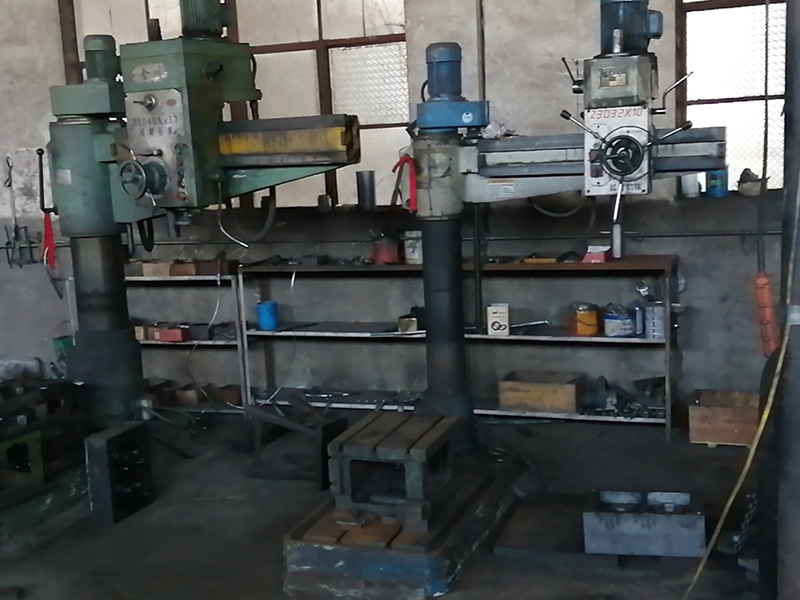 廠區(qū)設(shè)備